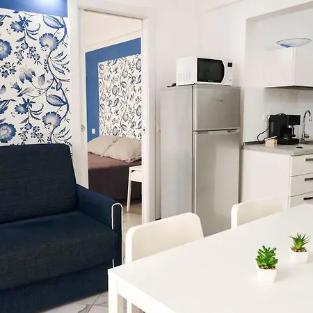 Apartment House *